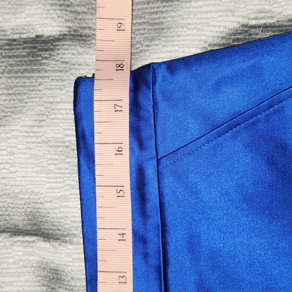 Marciano Mini skirt, Royal Blue, Size 10 - Picture 4 of 7